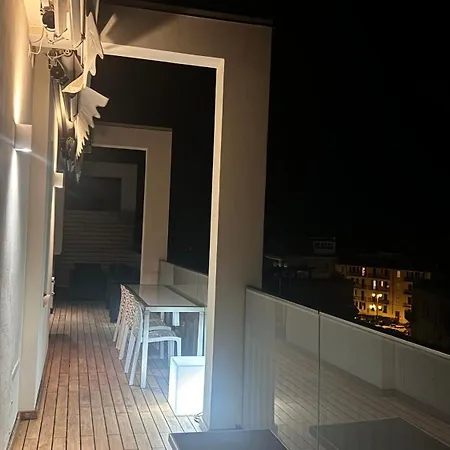 Attico La Terrazza Apartment
