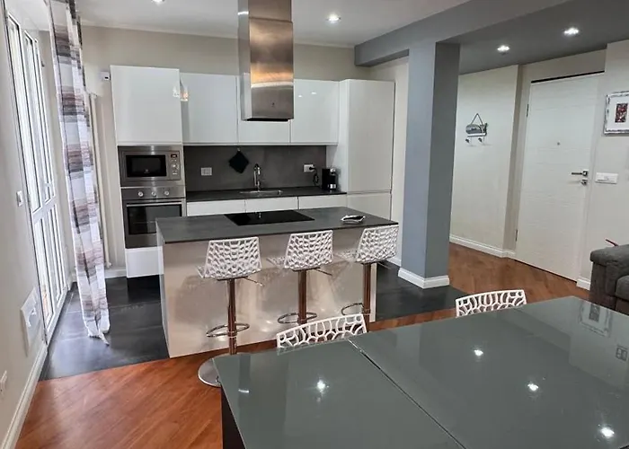 Attico La Terrazza Апартаменти Алассіо